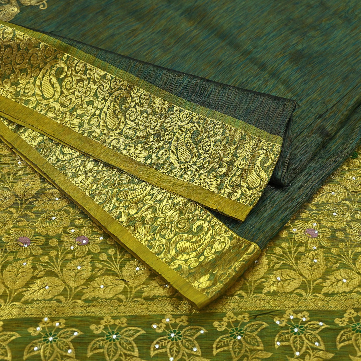 Indian Vintage Heavy Green Kanjivaram Saree 100% Pure Silk Sari Zari Border 5Yd Craft Fabric Floral Crafting Dress making Bollywood saree