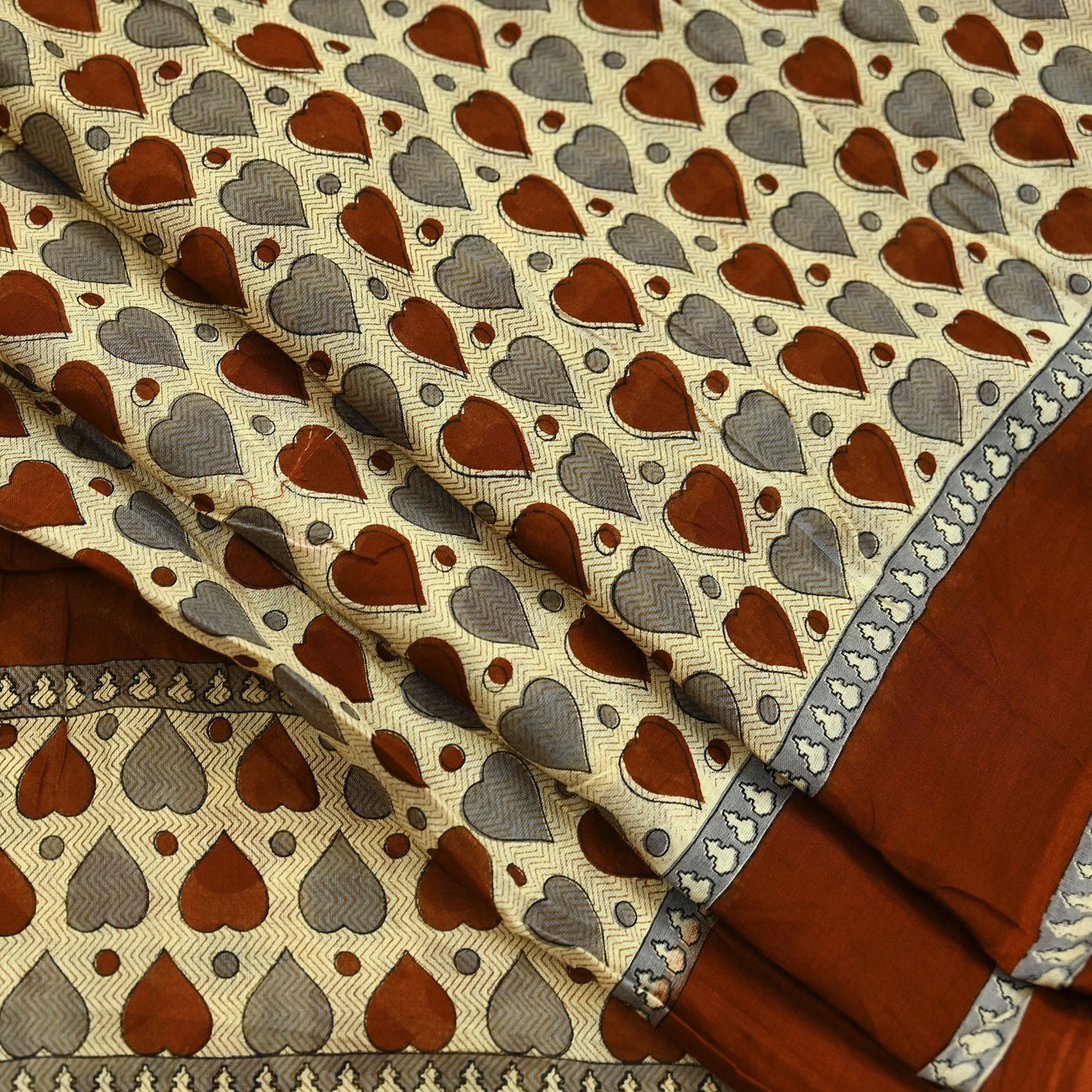 Indian Vintage Beige Saree Printed 100% Pure Cotton Sari Craft Fabric 5Yd Soft Sewing Sarong Wrap Dress Making Quilting Crafting