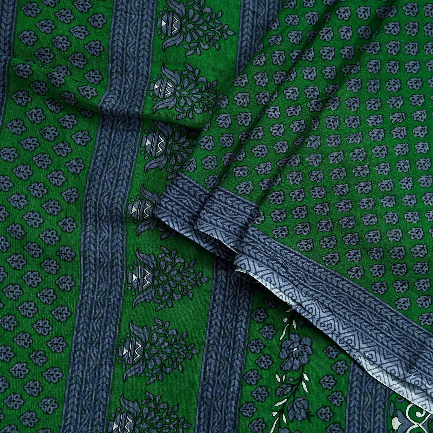 Indian Vintage Green & Gray Saree Printed Pure Cotton Sari Craft Fabric 5Yd Sewing Soft Sarong Wrap Boho Floral Quilting Crafting