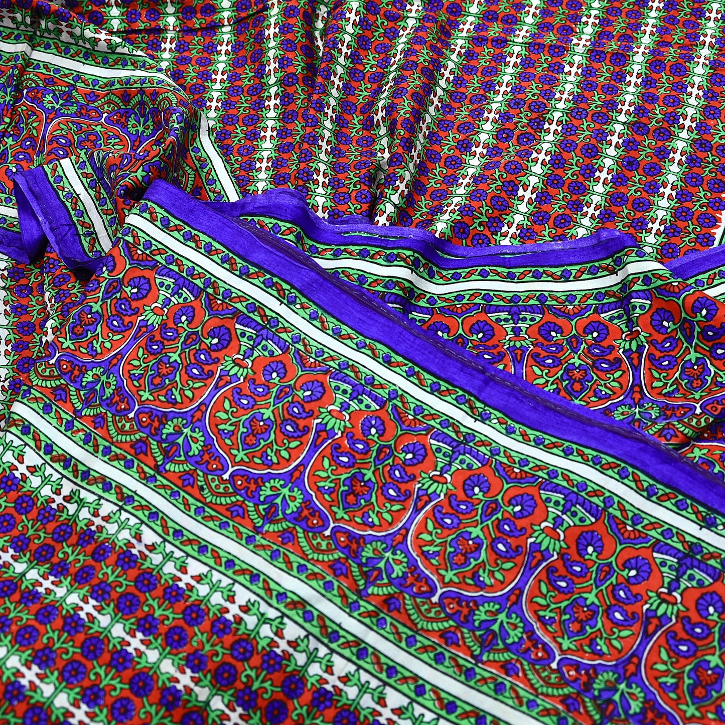 Indian Vintage Red & Purple Sarees 100% Pure Silk Printed Sari 6yd Sewing Craft Fabric DressMaking Soft For Crafting Quilting Upcycle