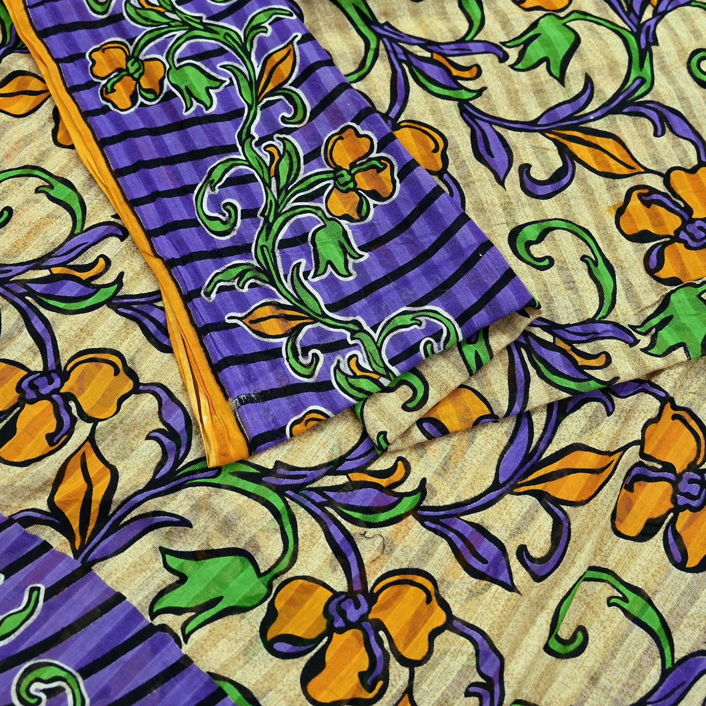 Indian Vintage Sari Beige & Purple Pure Cotton Printed Sarees Craft Fabric Soft 5Yd Sarong Wrap Boho Fabric Kimono Quilting Crafting Upcycle