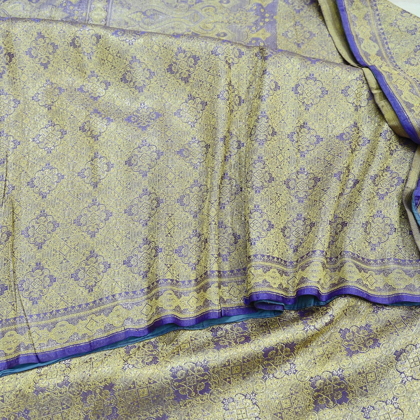 Indian Vintage Sari Purple Heavy Pure Silk Hand Woven Brocade Saree Ethnic Wear Craft Fabric 5Yd Dress Making For Crafting Quilting
