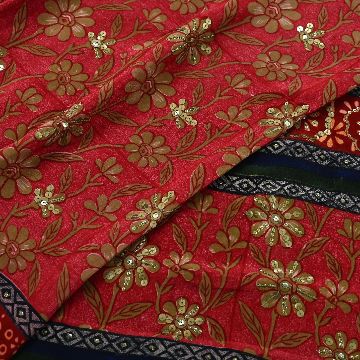 Indian Vintage Sari Red Pure Crepe Silk Hand Embroidered Sarees 5yd Sewing Craft Fabric Dress Making Floral Sequins Upcycle Quilting
