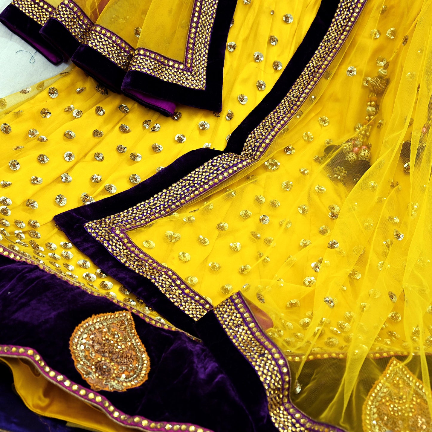 Indian Vintage Yellow Net/Mesh Hand Embroidered Lehenga/Dupatta 2pcs Set Bridal Party Wear Bollywood Lehenga Zardozi/ Dabka