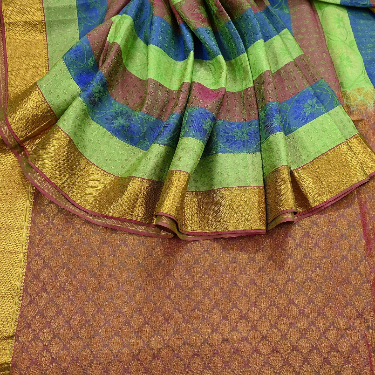 Indian Vintage Heavy Sari Purple & Green Kanjivaram Saree 100% Pure Silk Zari 5Yd Crafting Dress making For Crafting Quilting Upcycle