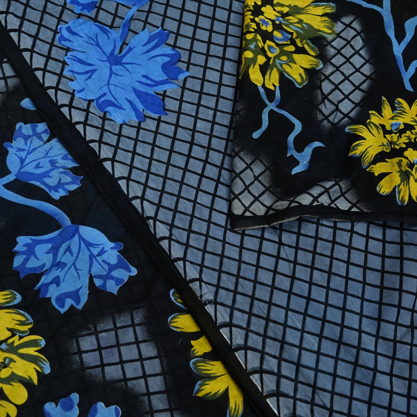 Indian Vintage Black & Gray Saree Printed Pure Cotton Indian Sari Craft Fabric 5Yd Sewing Soft Sarong Wrap Boho Floral Quilting Crafting