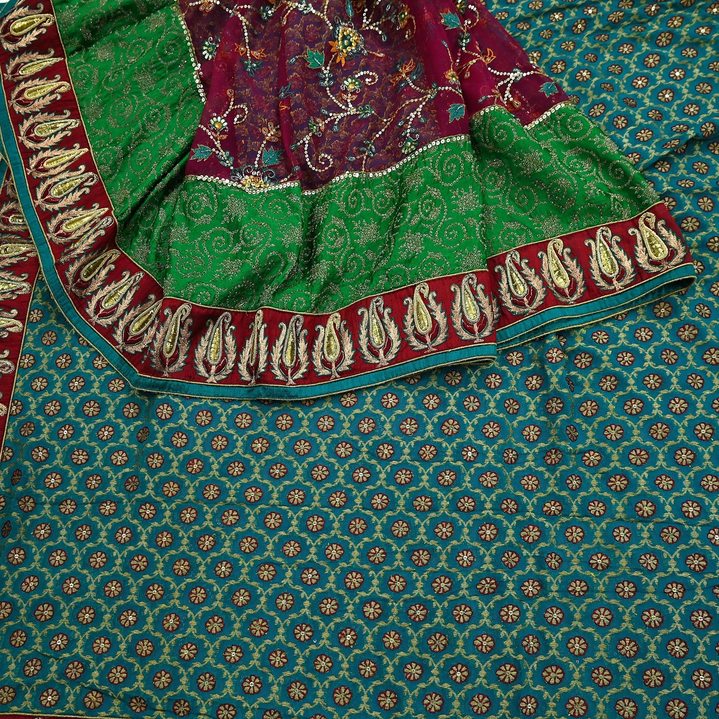 Indian Vintage Heavy Sari Red & Green Net/Georgette Silk Hand Embroidered Sarees Craft Fabric 5Yd Sewing Soft Zardozi With Blouse fabric