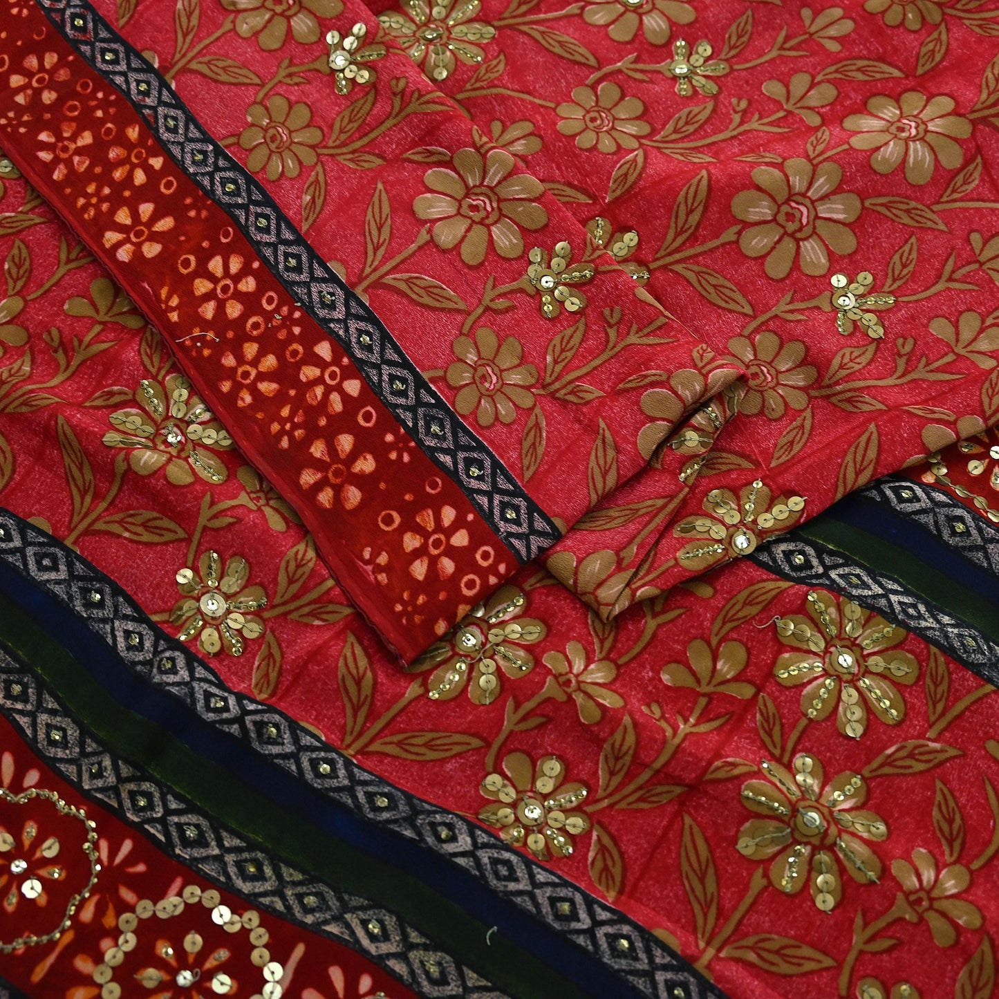 Indian Vintage Sari Red Pure Crepe Silk Hand Embroidered Sarees 5yd Sewing Craft Fabric Dress Making Floral Sequins Upcycle Quilting