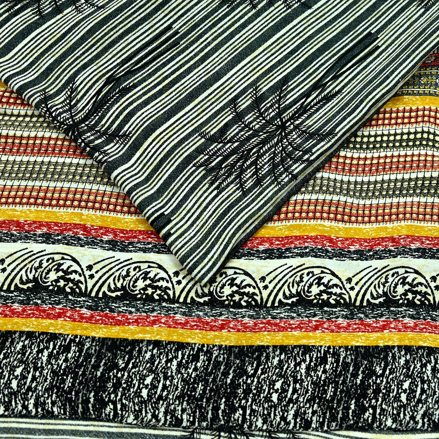 Indian Vintage Moss Crepe Saree Printed Abstract Sari Fabric 5 Yards Soft Craft Fabric for Sewing, Dressmaking, Quilting,Upcycling