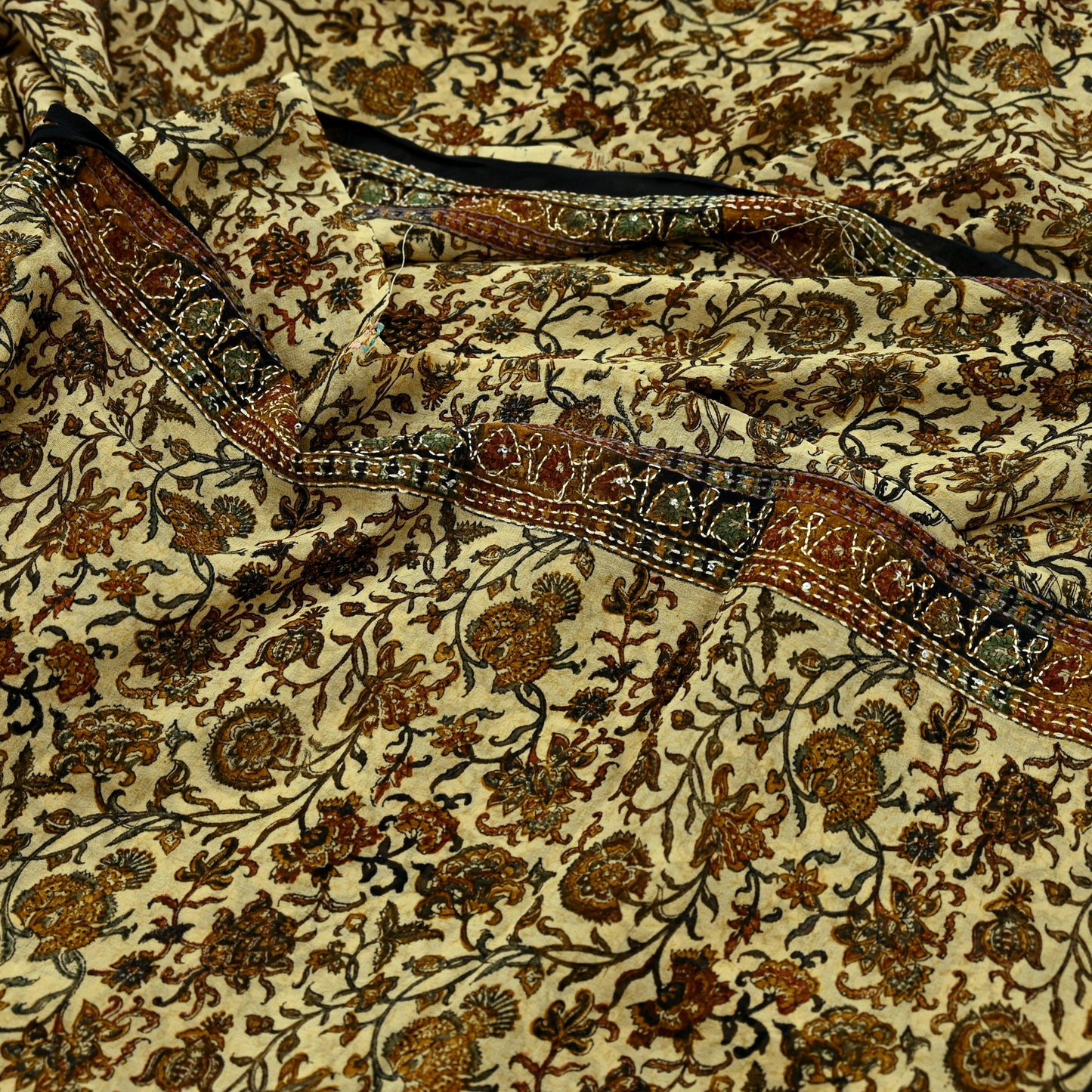 Indian Vintage Beige & black Saree Pure Georgette Silk Hand Embroidered Kantha Sari Craft Fabric 5yd Sewing Floral Soft Sequins Dress making