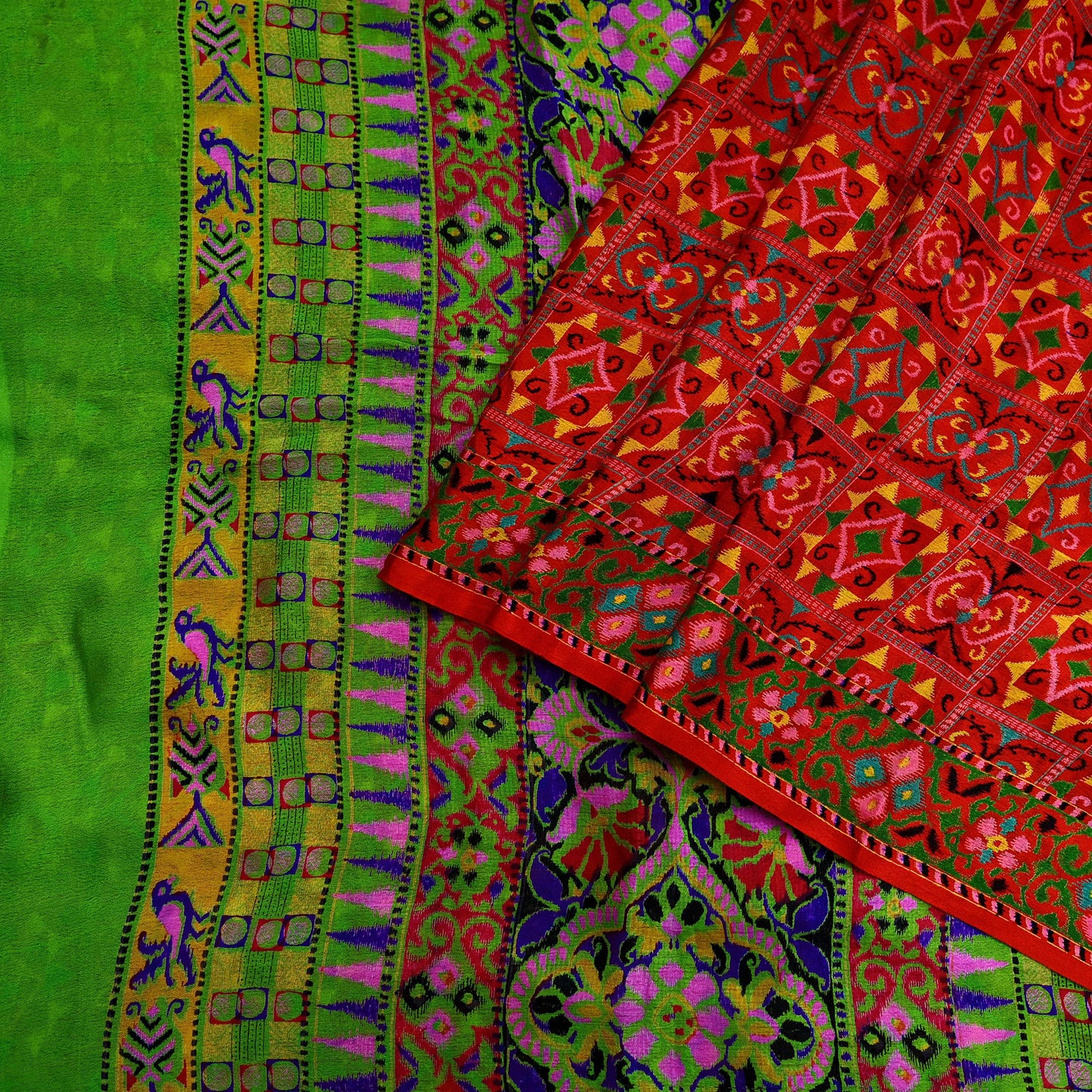 Indian Vintage Red & Green Pure Silk Printed Saree 5 Yards Soft Floral Fabric for Dressmaking, Quilting, Crafting, Sewing, Dress Making