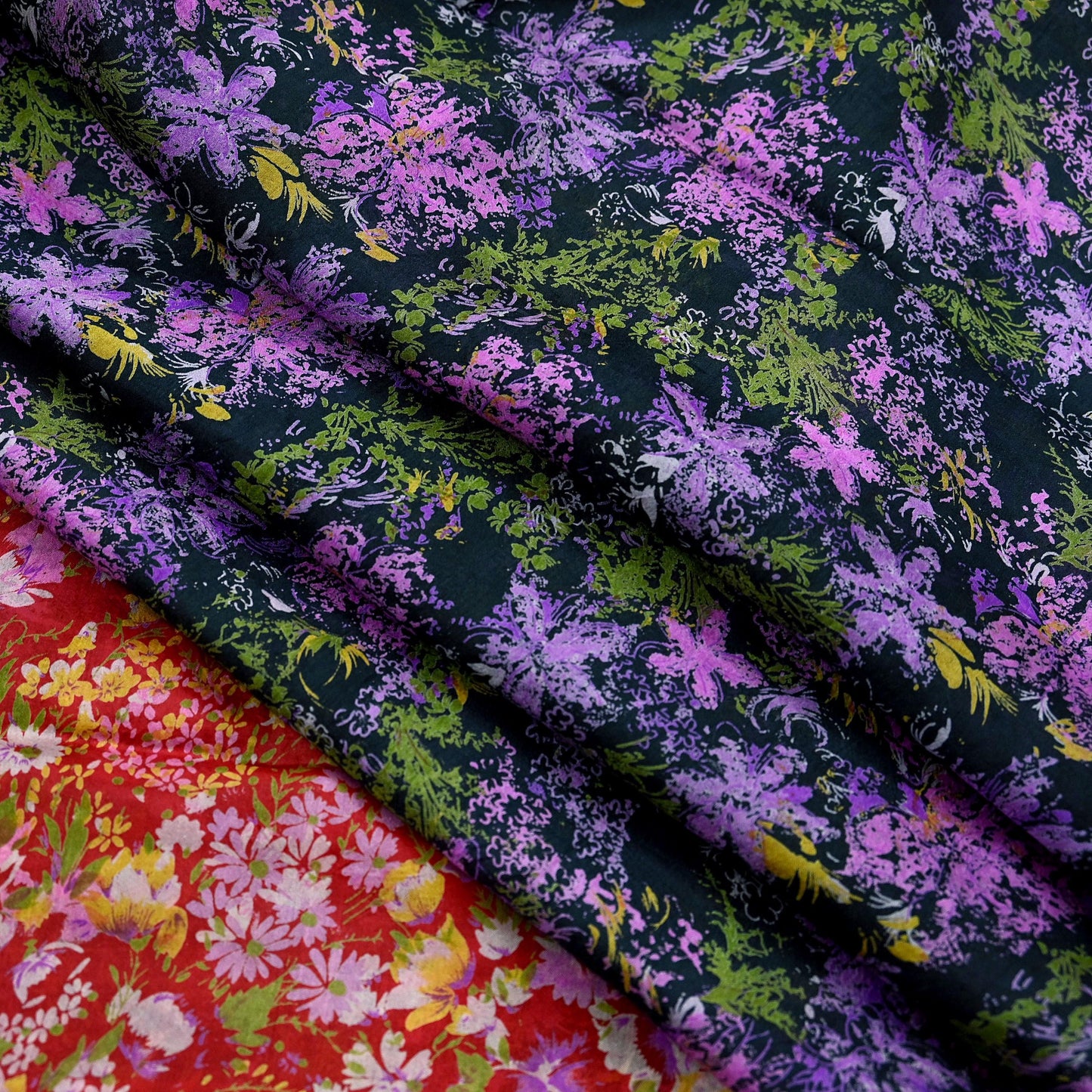 Indian Vintage Red & Black Pure Silk Printed Saree 5 Yards Soft Floral Fabric for Dressmaking, Quilting, Crafting, Sewing, Dress Making