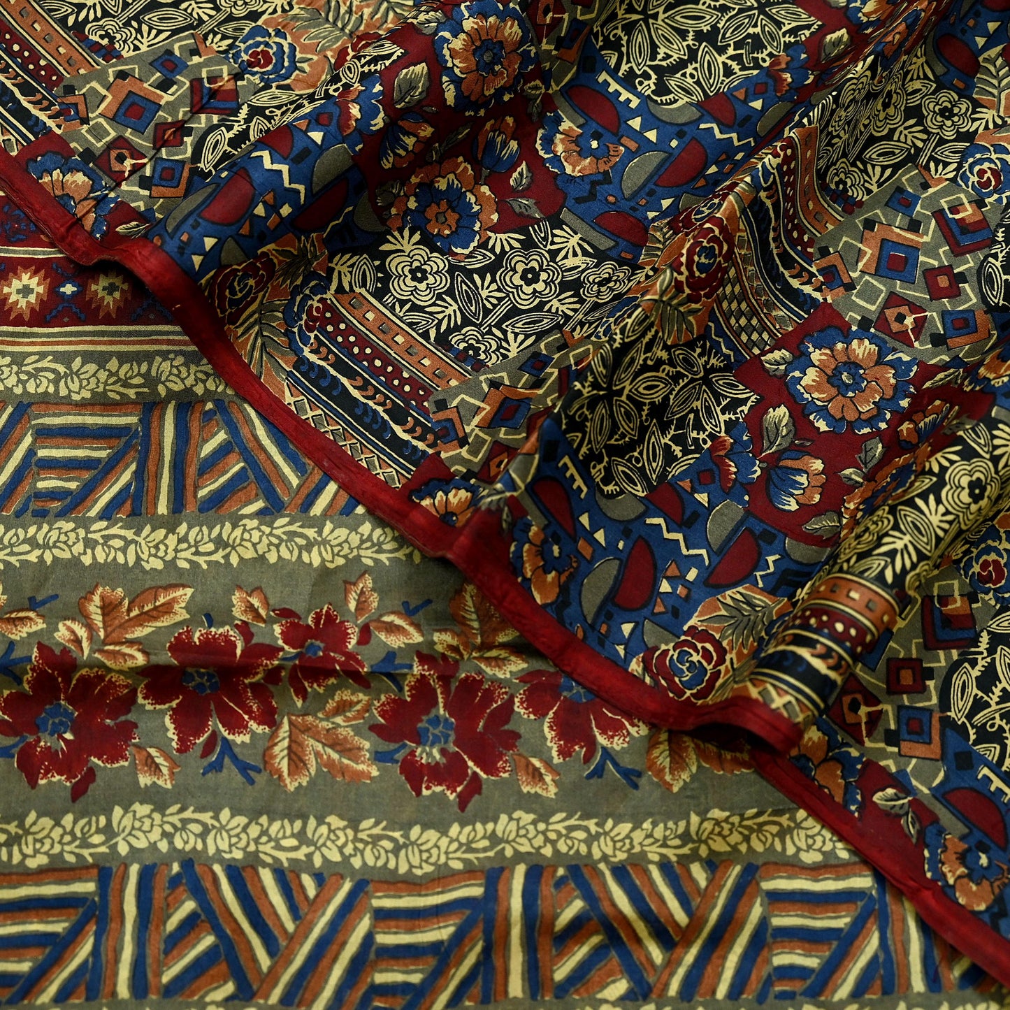 Indian Vintage Multi Pure Silk Printed Saree 5Yards Soft Floral Fabric for Dressmaking, Quilting, Crafting, Sewing, Dress Making