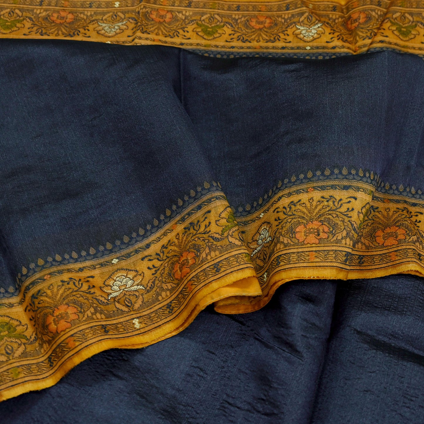 Indian Vintage Sari Gray & Beige 100% Pure Silk Hand Woven Sarees Craft Fabric 5Yd Ethnic Sewing Dress making Crafting Quilting Upcycle