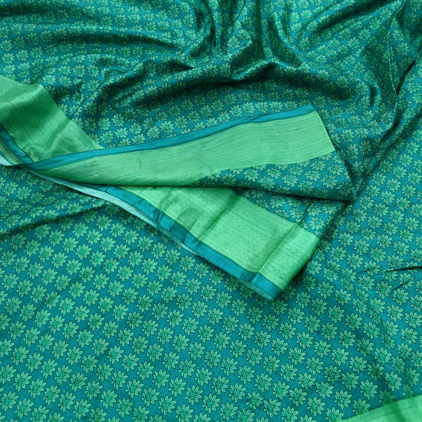 Indian Vintage Green Pure Silk Printed Saree 5 Yards Soft Floral Fabric Dressmaking, Quilting, Crafting, Sewing & Upcycling Dress Making