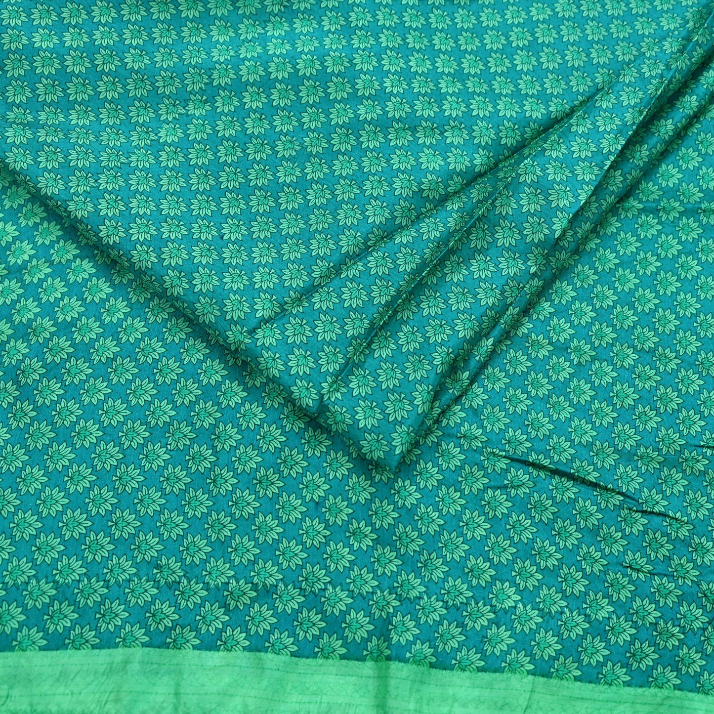 Indian Vintage Green Pure Silk Printed Saree 5 Yards Soft Floral Fabric Dressmaking, Quilting, Crafting, Sewing & Upcycling Dress Making