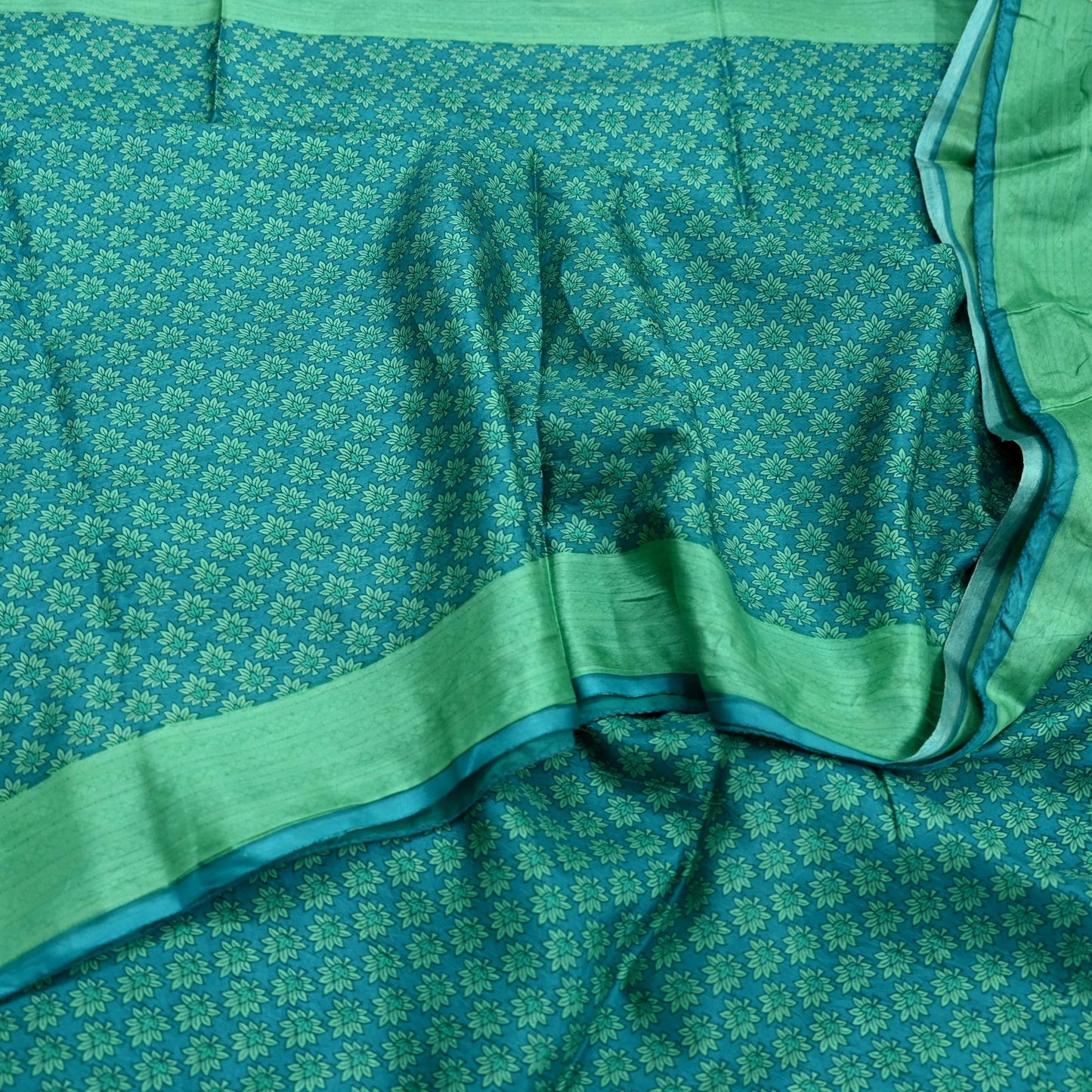 Indian Vintage Green Pure Silk Printed Saree 5 Yards Soft Floral Fabric Dressmaking, Quilting, Crafting, Sewing & Upcycling Dress Making