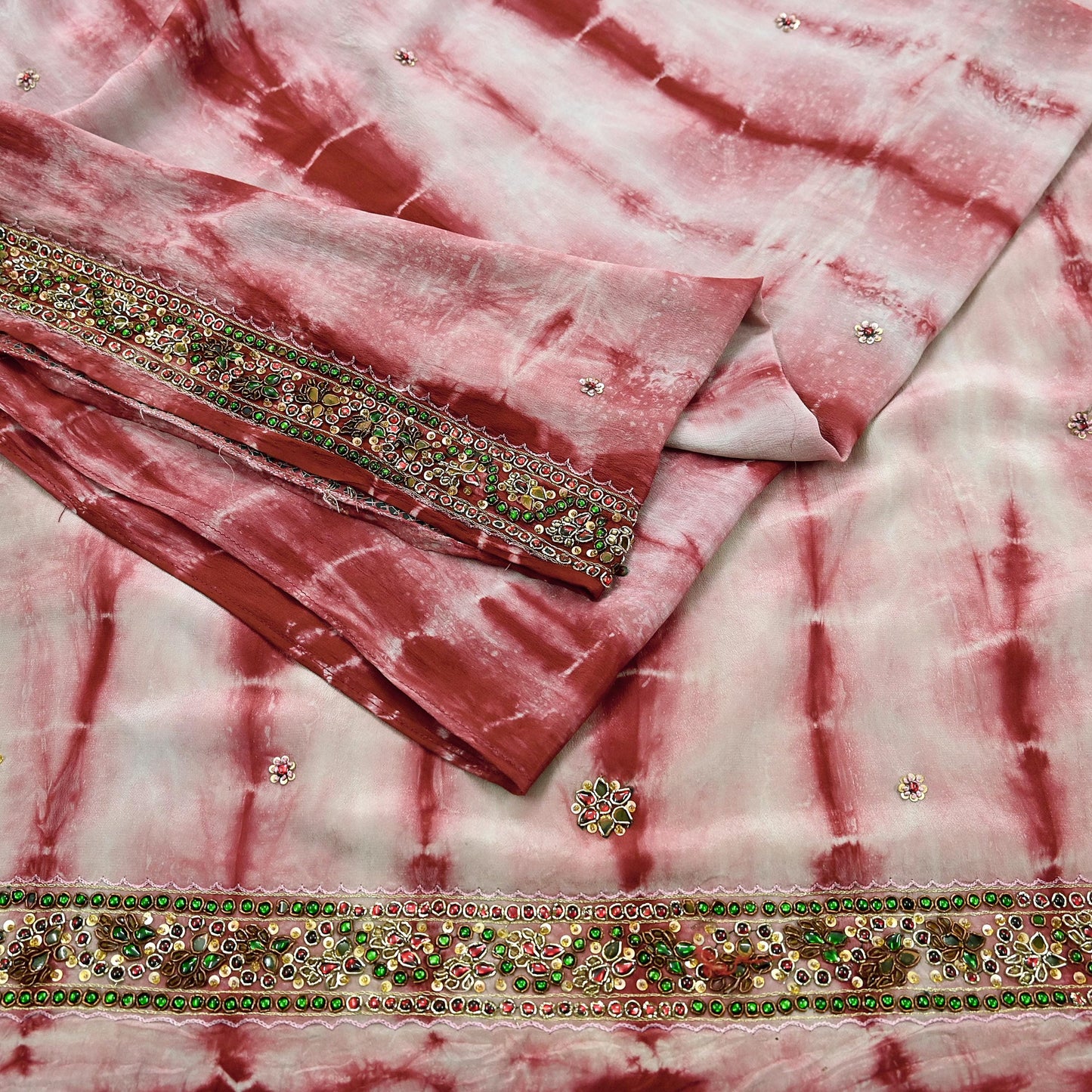 Indian Vintage Saree Pure Crepe Silk Hand Embroidered Tie-Dye Sari Fabric 5yard Sewing Craft Fabric Ethnic Dressmaking Crafting Zardozi Zari