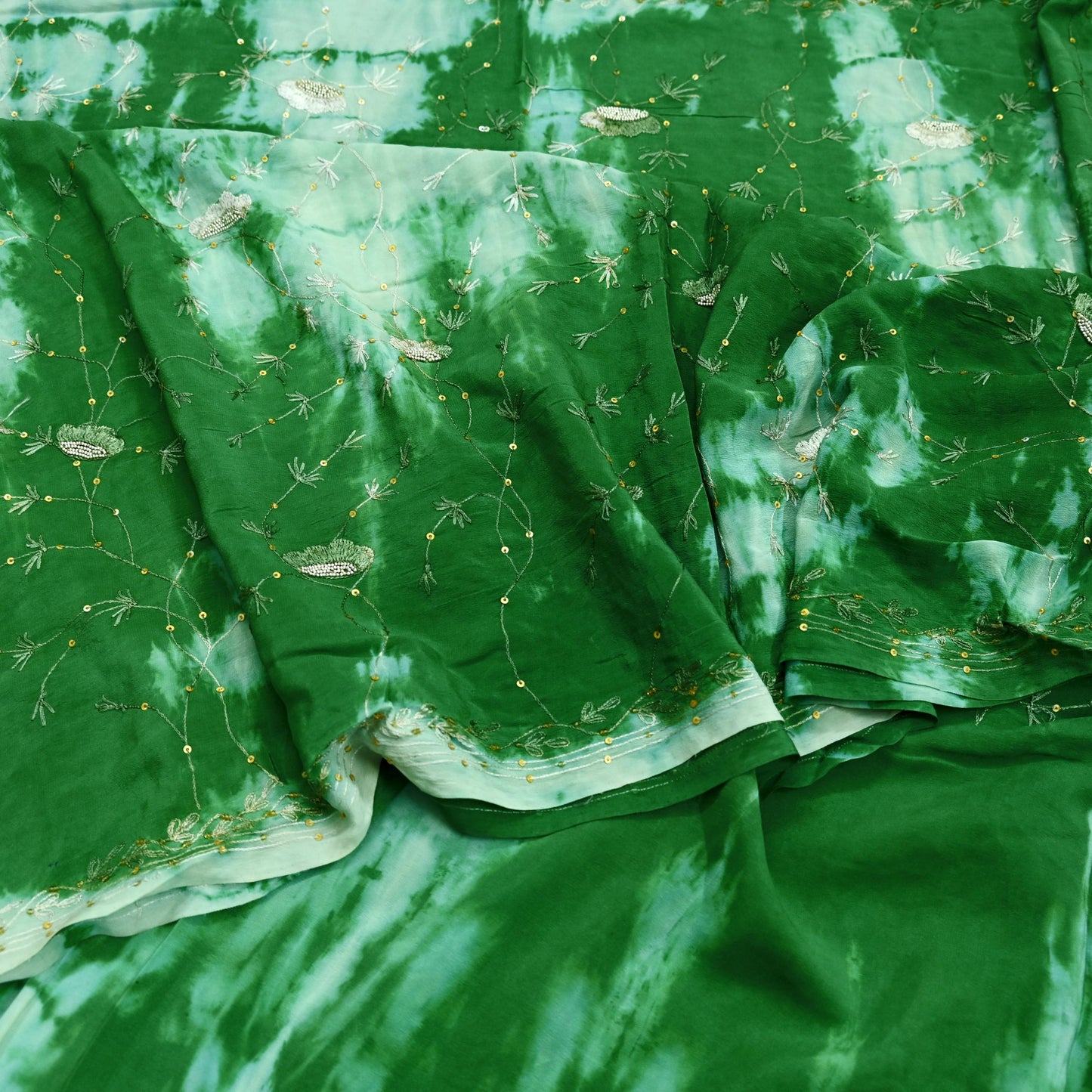 Indian Vintage Saree Pure Crepe Silk Hand Embroidered Tie-Dye Sari Fabric 5yard Sewing Craft Fabric Ethnic Dressmaking Crafting Zardozi Zari