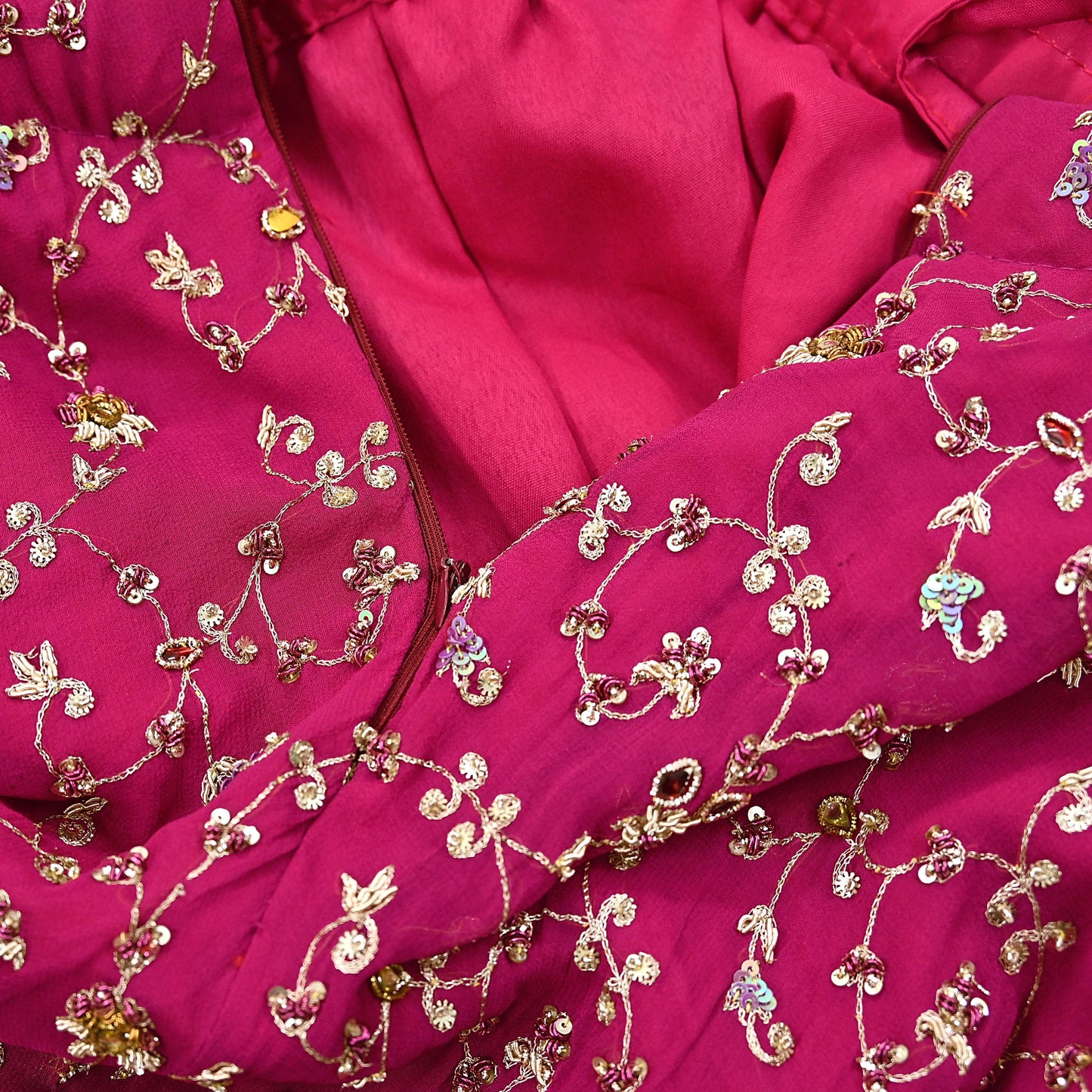 Indian Vintage pink Heavy Pure Georgette silk Embroidered Lehenga/Skirt Bridal Wear