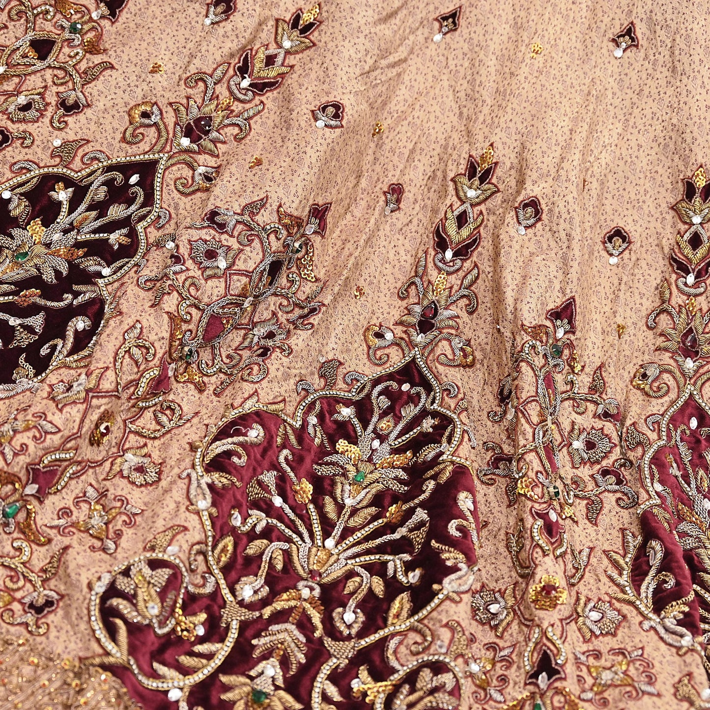 Indian Pre-owned Heavy Beige & maroon Organza/Pure Satin silk Hand Embroidered Lehenga/Dupatta/Choli Designer By Tarun Tahiliani