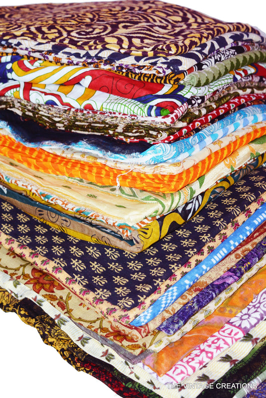 Wholesale Vintage Recycled Used Pure Cotton Sari For Fiber Art Craft Assorted Sarees Dressmaking Indian Sari Fabric kimono Robe Handmade