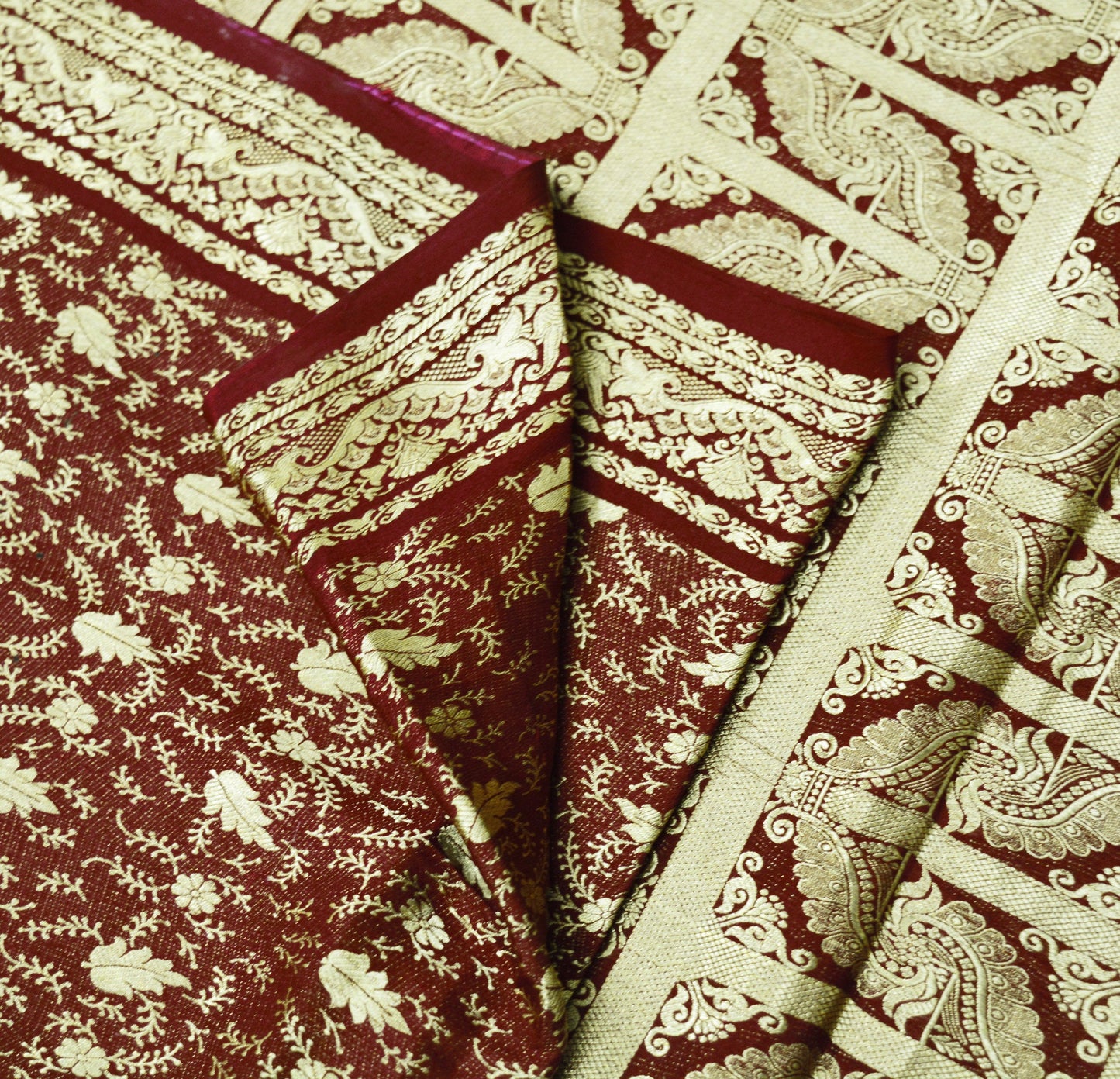 Indian Vintage Maroon Heavy Saree Pure Silk saree Banarasi Brocade Indian Sari Fabric Golden Zari 5Yard Floral Design