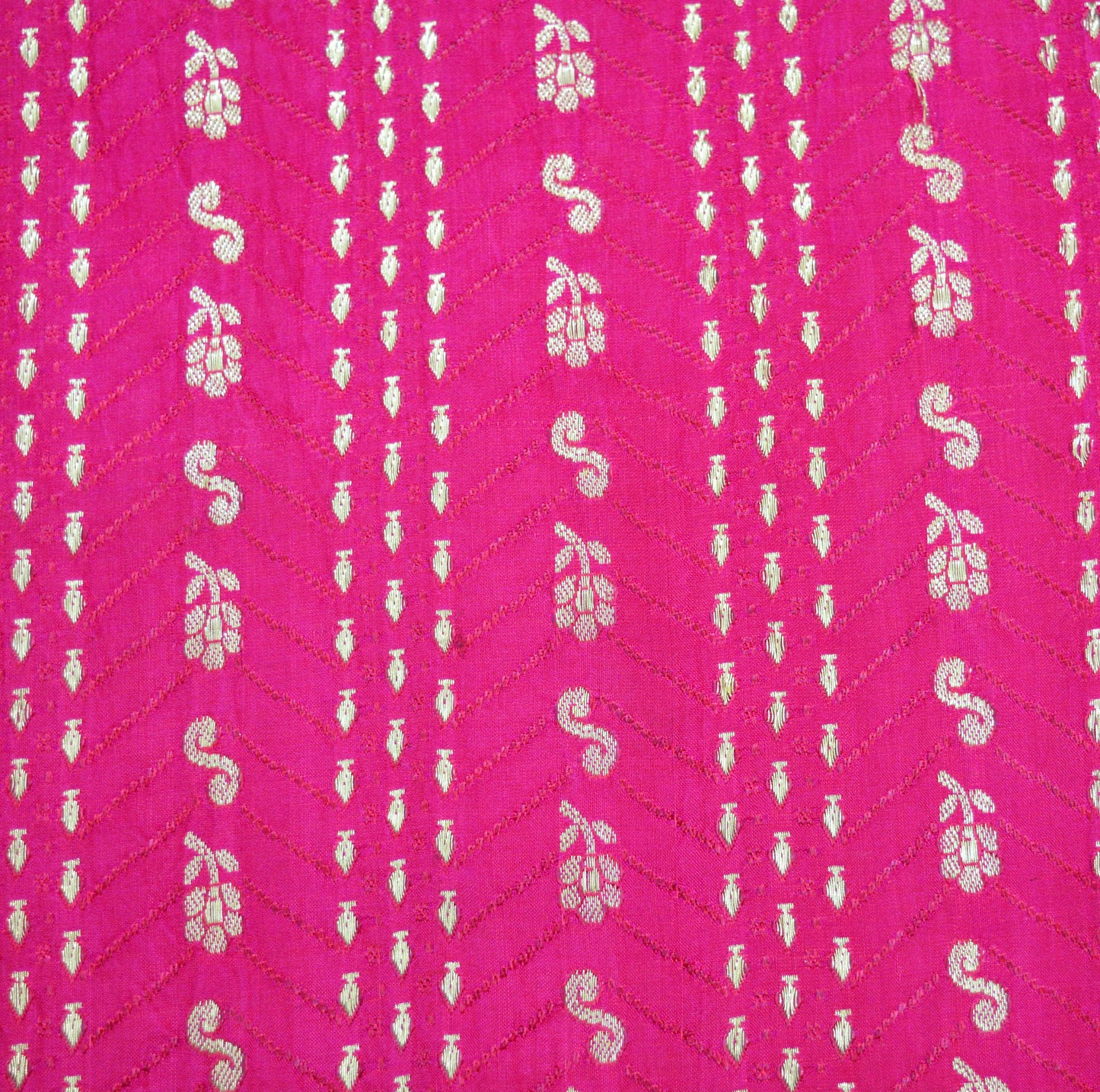 Indian Vintage SariHeavy Wedding Pure Satin Silk Rani Pink saree Banarasi Brocade Saree  Golden Zari 5Yard