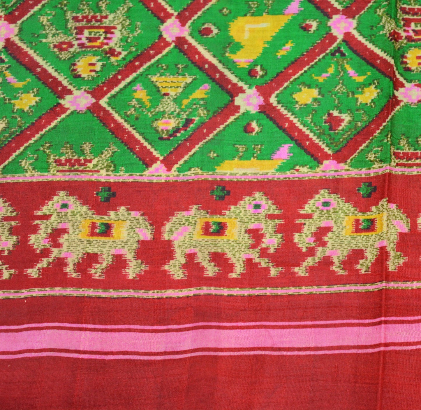 Indian Vintage Sari Red & Green Pure Silk Printed Sarees 5Yd Quilting Craft Fabric Birds Soft Elephant