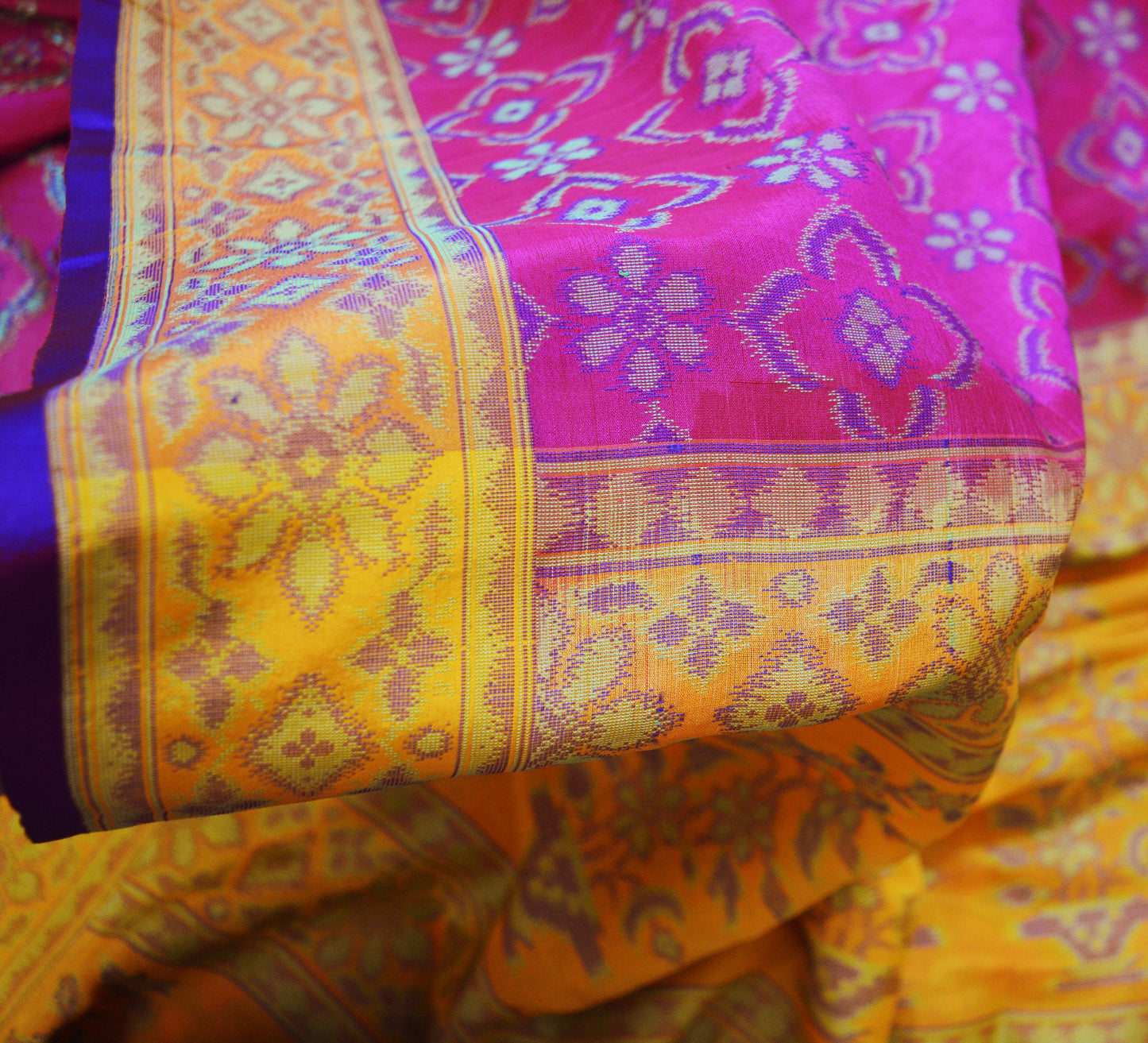 Indian Vintage Mustard & Pink Heavy Saree Hand Woven Pure Silk Indian Sari Fabric 5Yard Silk Sari Ethnic Floral