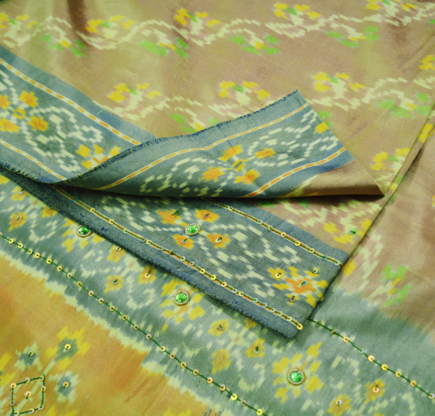 Indian Vintage Golden Brown Pure Silk Saree Hand Embroidered Woven Ikat Patola Indian Sari Fabric 5Yard Craft Ethnic Premium Saree Zardozi