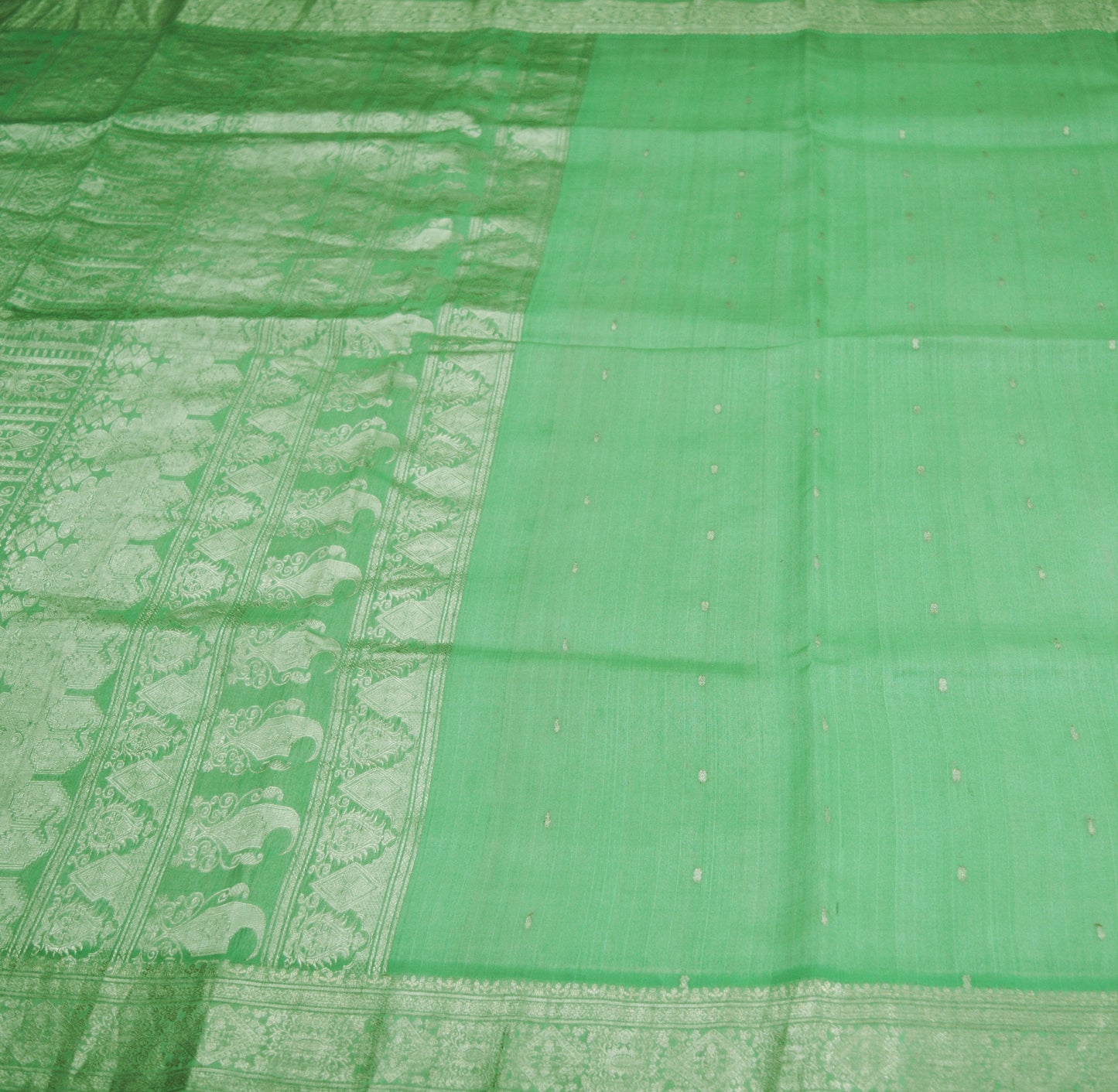 Indian Vintage Sari Heavy Saree Pure Silk Woven Banarasi Brocade Green 5Yard Golden Zari Floral