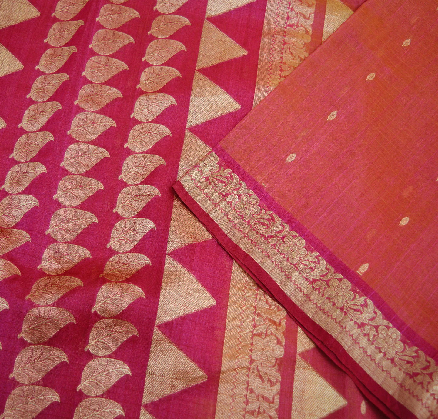 Vintage Pink & Peach Hand Woven Saree 100% Pure Silk Indian Sari Metallic Golden Zari 5Yard Floral Design