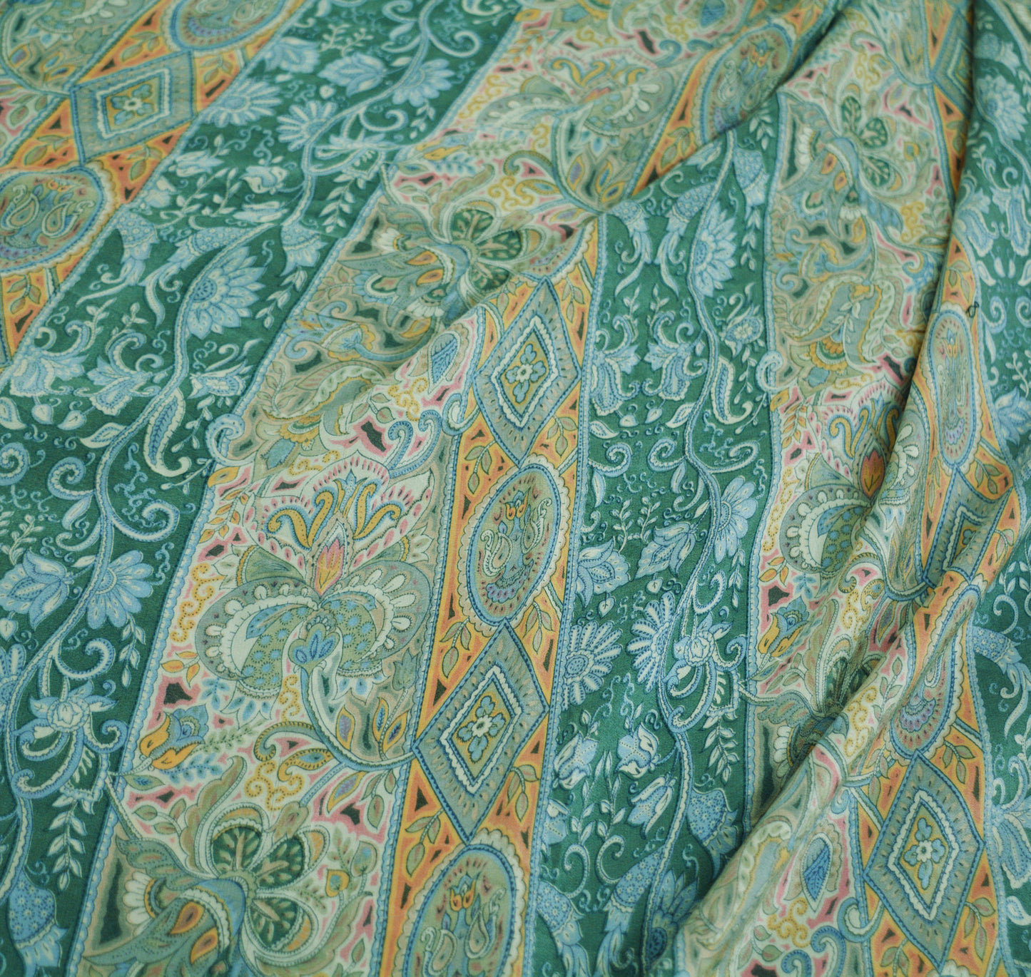 Indian Vintage Sari Ivory & Green Pure Crepe Silk Printed Saree 5yard Sewing Floral Soft Craft Fabric Wrap