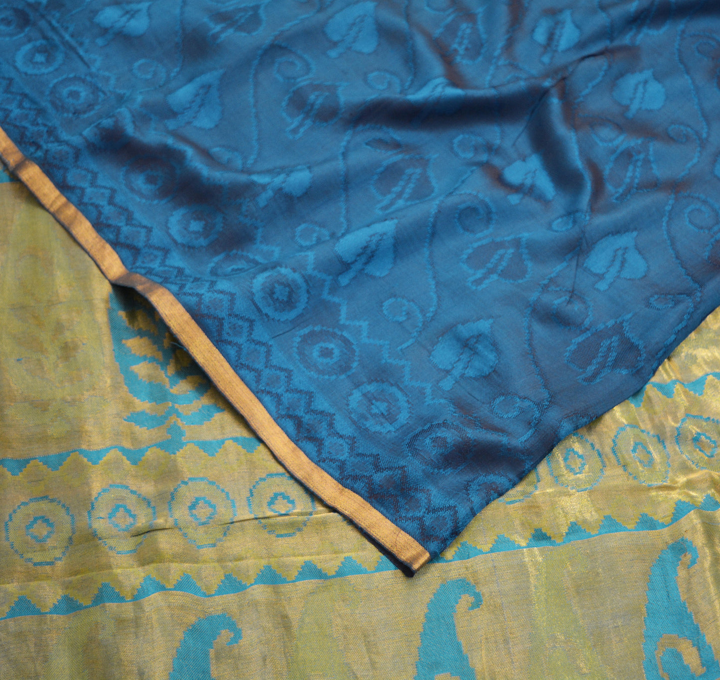 Vintage Blue Hand Woven Saree 100% Pure Silk Indian Sari Metallic Golden Zari 5Yard Floral Design