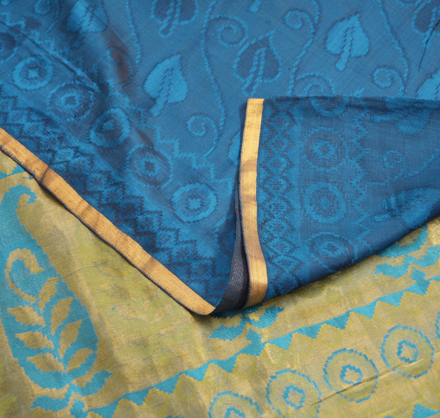 Vintage Blue Hand Woven Saree 100% Pure Silk Indian Sari Metallic Golden Zari 5Yard Floral Design