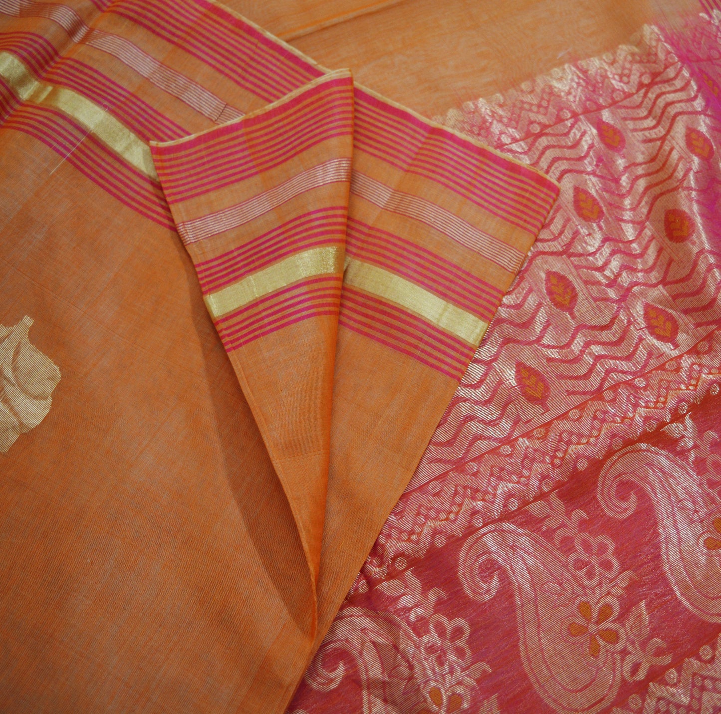 Vintage Sari Red & Saffron Hand Woven Pure Silk Saree Golden Zari 5Yard Soft Floral Ethnic