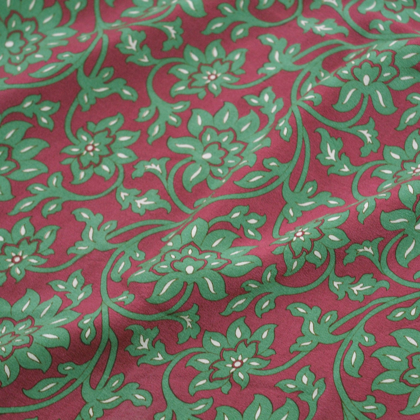 Indian Vintage Sari Maroon & Green Pure Crepe Silk Printed Saree 5yd Sewing Floral Soft Craft Fabric Ethnic Wrap