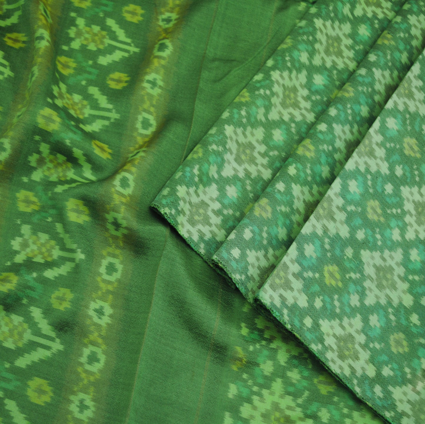 Indian Vintage Green Pure Silk Hand Woven Ikat Saree Indian Sari Fabric 5Yard Craft Ethnic Premium Saree