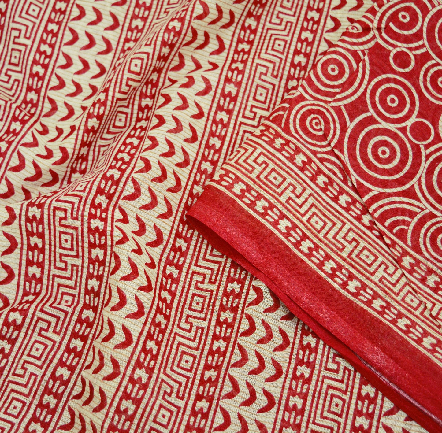 Indian Vintage Sari Red & Ivory Printed 100% Pure Cotton Saree Craft Fabric 5Yard Sewing Sarong Wrap Boho Floral