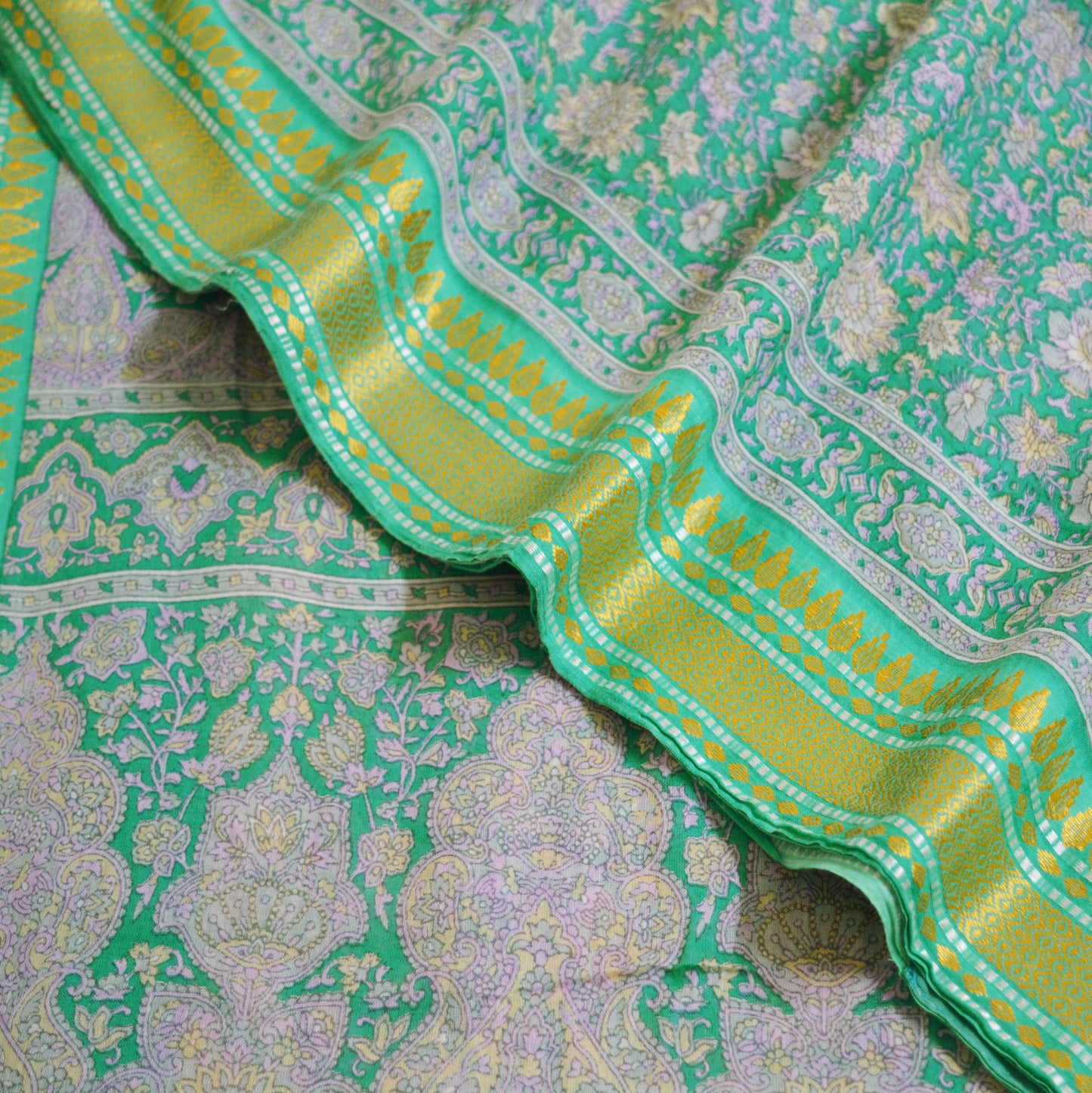 Indian Vintage Sari Green Printed Pure Cotton Saree Fabric Soft Paisley 5Yd Sarong Wrap Boho Fabric Kimono