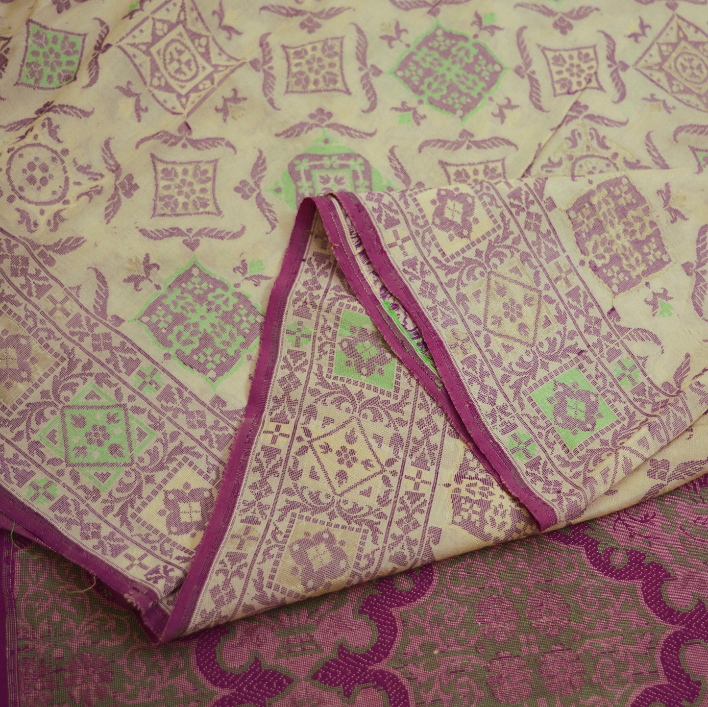 Indian Vintage Sari Ivory & Purple 100% Pure Silk Hand Woven Saree Fabric 6Yard Silk Sari Ethnic Floral Ethnic
