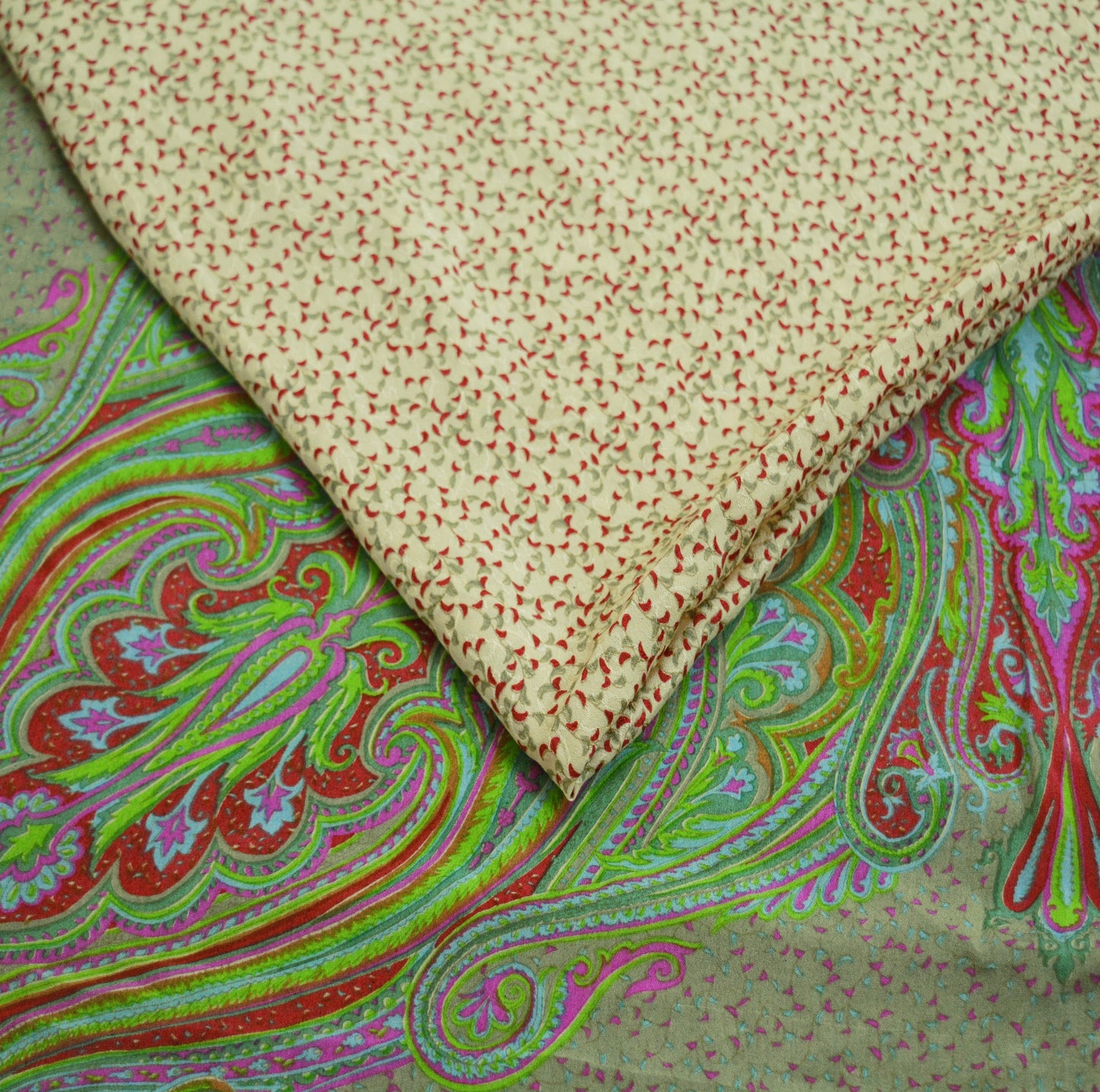 Indian Vintage Sari Ivory & Green Pure Crepe Silk Printed Saree 5yard Sewing Floral Soft Craft Fabric Wrap