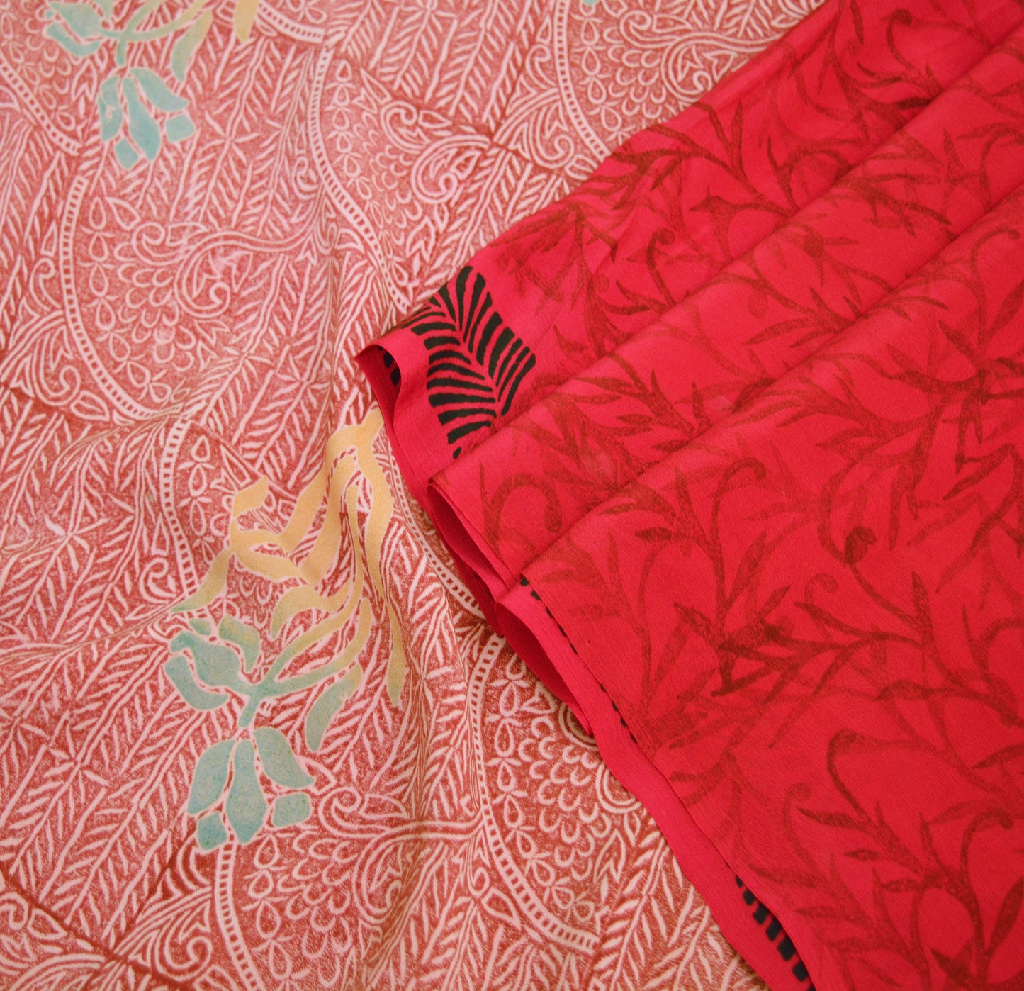 Indian Vintage Sari Cream & Pink Pure Crepe Silk Printed Saree 5yard Sewing Floral Soft Craft Fabric Wrap