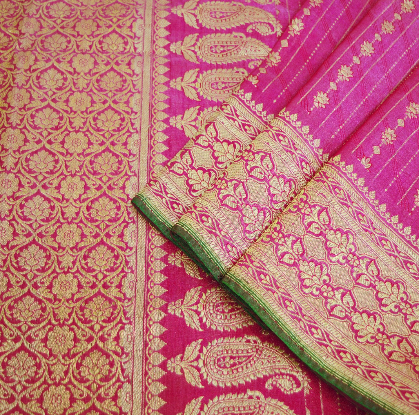 Indian Vintage Sari Magenta Art Silk Purple Woven Banarasi Brocade Saree Ethnic Golden Zari 5Yd