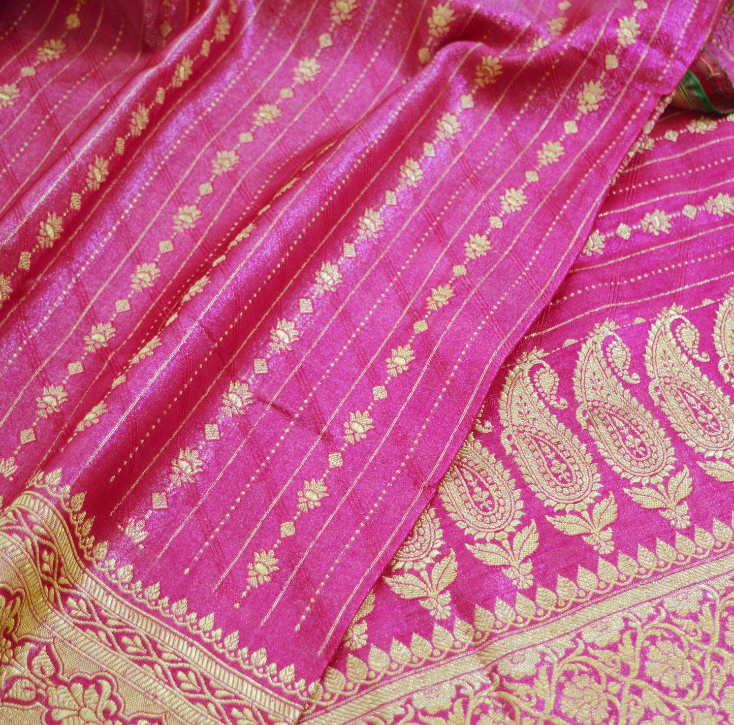 Indian Vintage Sari Magenta Art Silk Purple Woven Banarasi Brocade Saree Ethnic Golden Zari 5Yd