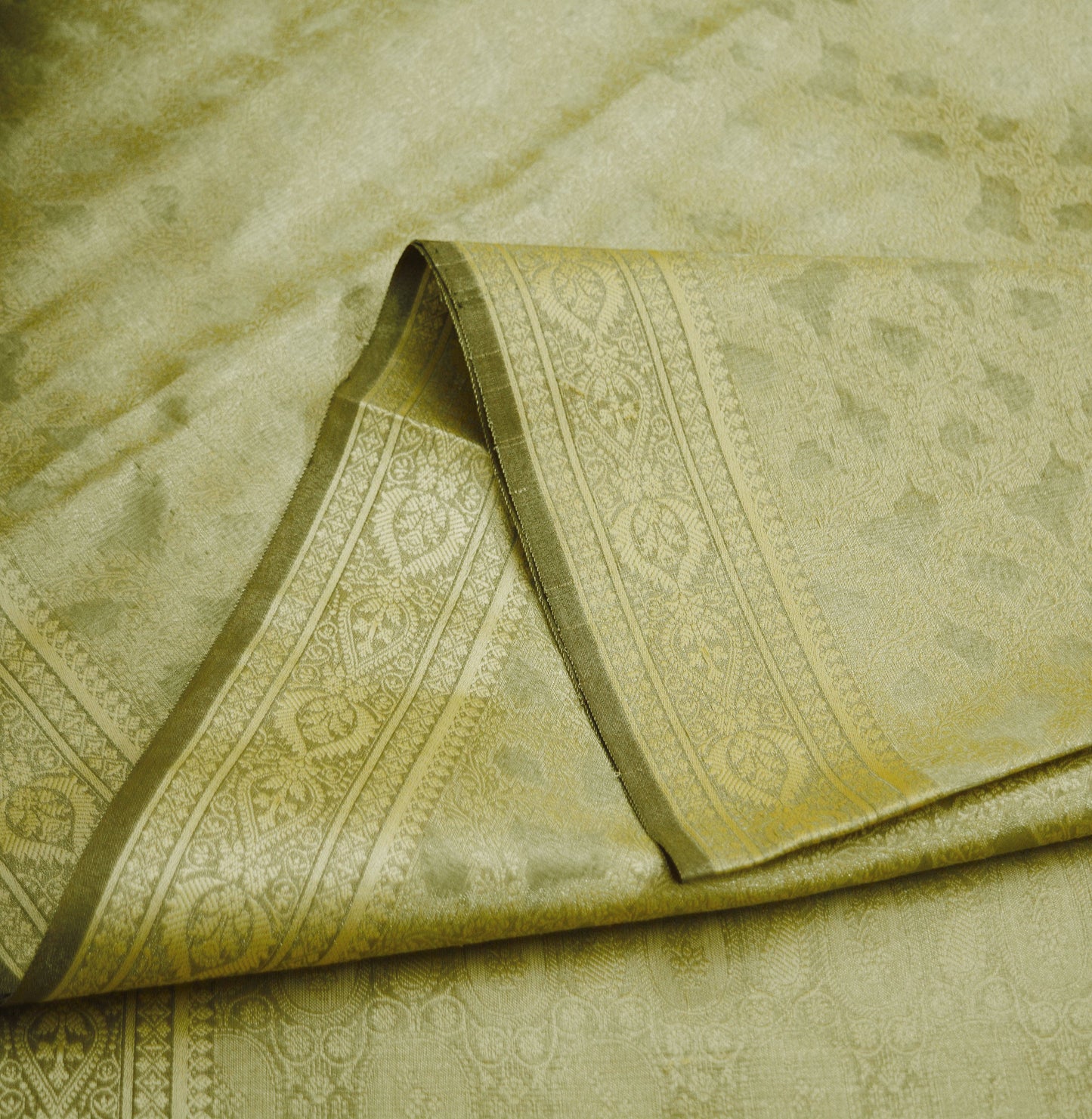 Indian Vintage Sari Golden Beige Art Silk Purple Woven Banarasi Brocade Saree Fabric Ethnic Golden Zari 5Yd