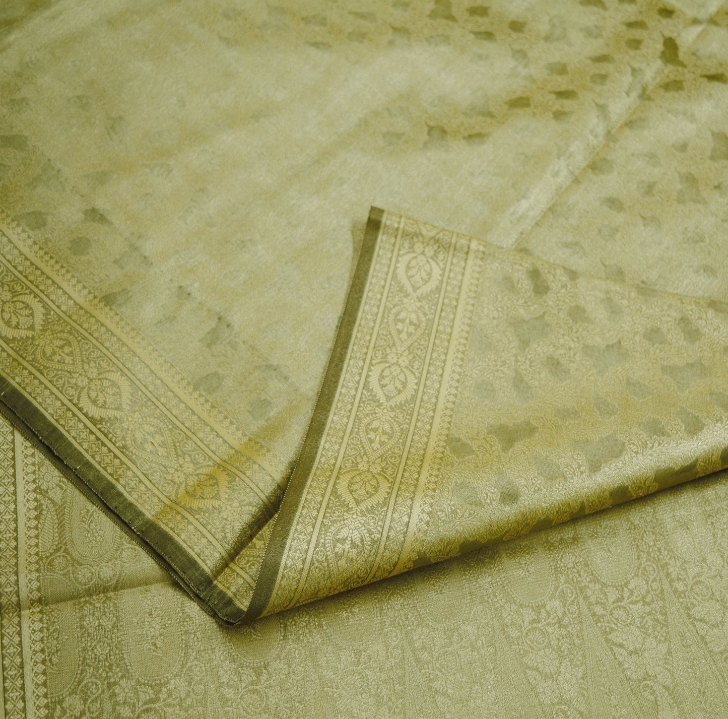 Indian Vintage Sari Golden Beige Art Silk Purple Woven Banarasi Brocade Saree Fabric Ethnic Golden Zari 5Yd