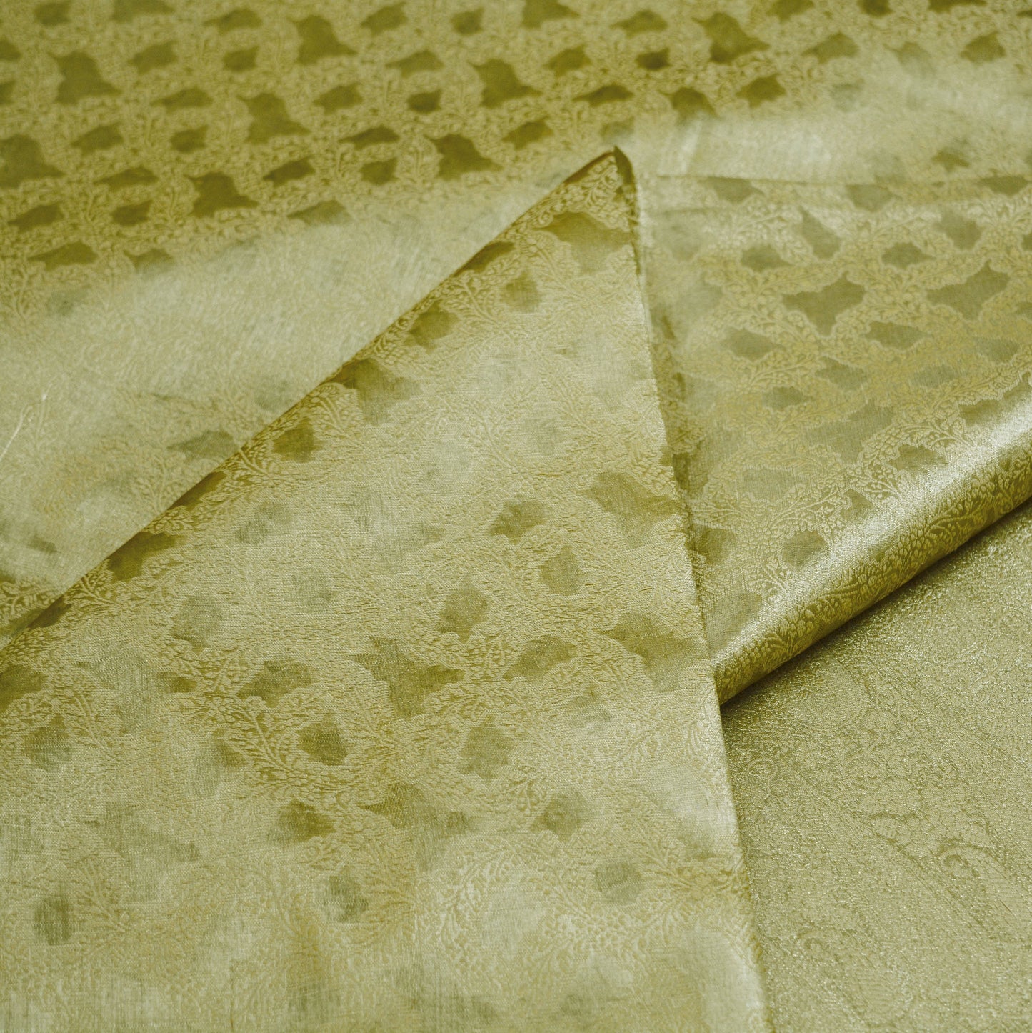 Indian Vintage Sari Golden Beige Art Silk Purple Woven Banarasi Brocade Saree Fabric Ethnic Golden Zari 5Yd