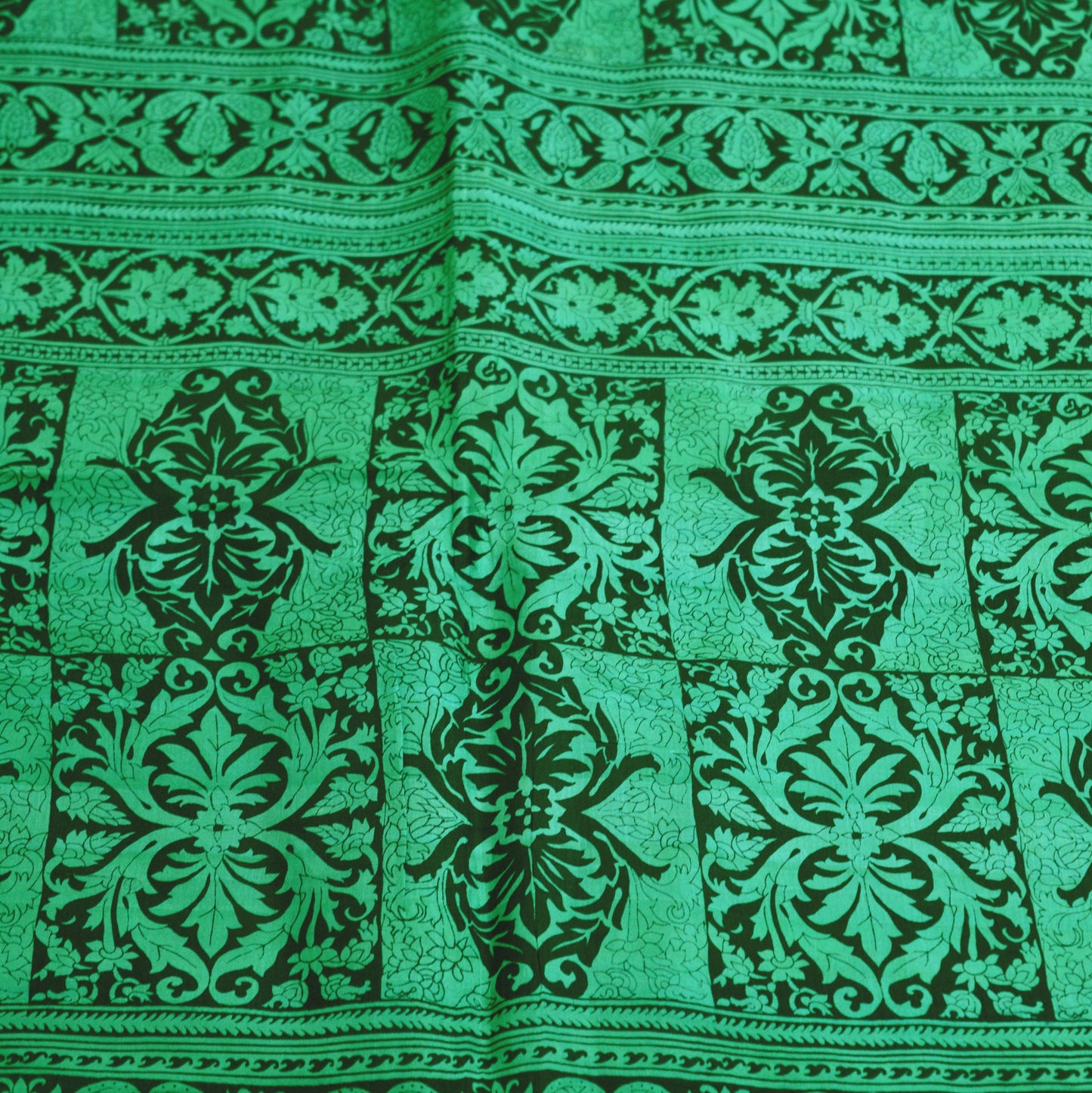 Indian Vintage Sari Black & Green 100% Pure Silk Printed Saree Fabric 5yard Sewing Craft DressMaking  Soft Paisley